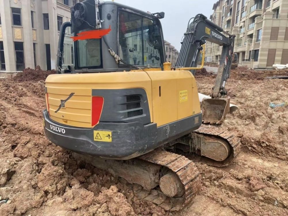 沃尔沃ec60挖掘机