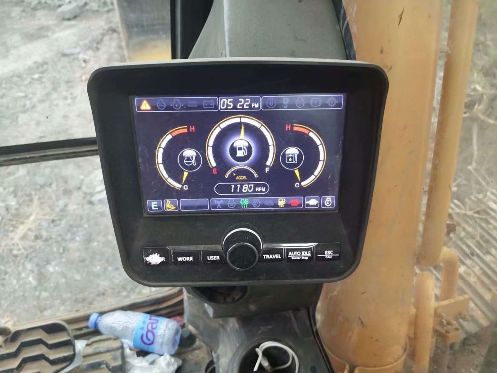现代r225lc9t挖掘机