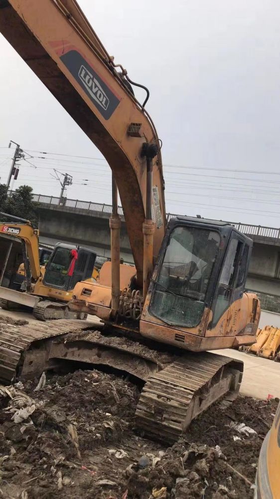 雷沃重工fr2207挖掘机